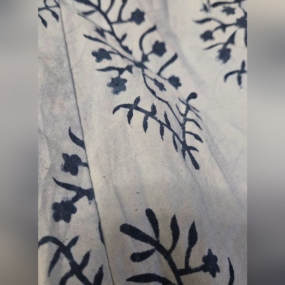 BILLS KHAKIS Light blue/navy printed parker shorts. Size 36 NWT - Picture 9 of 12